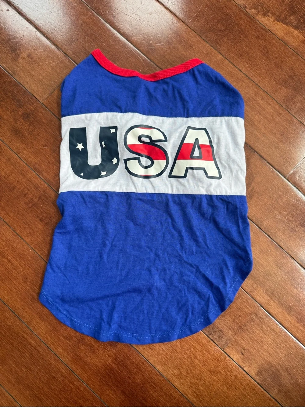 Michaels USA Blue Red & White Patriotic Dog T-Shirt, size Large